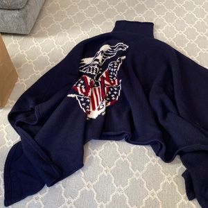 Ralph Lauren Blue label poncho M. Damage.